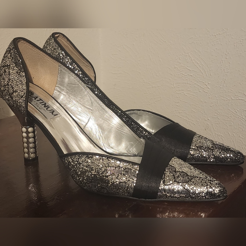 Platinum by JRoe Silver Shimmer Glitter Heels - Picture 5 of 5